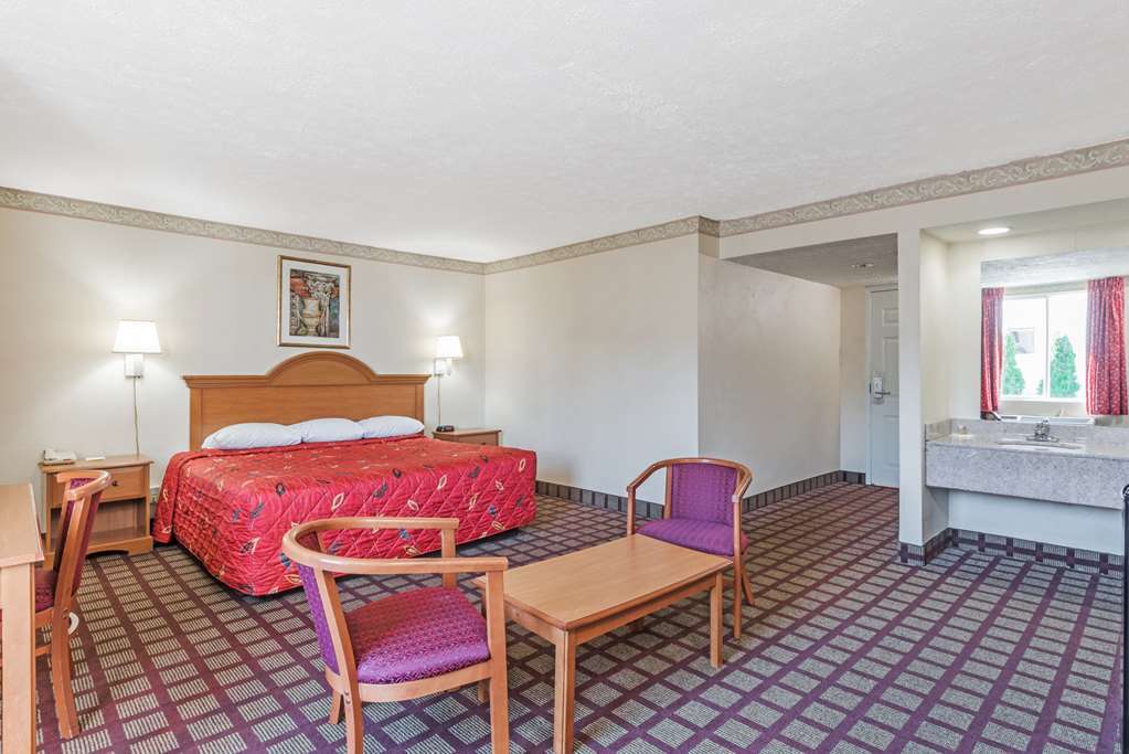 Days Inn By Wyndham Hartford/Closest Downtown Ruang foto
